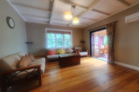 Photo of property in 30 Tahi Terrace, Glen Eden, Auckland, 0602