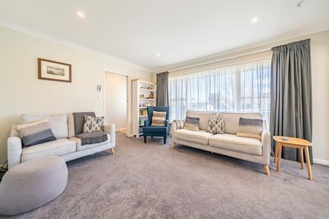 Photo of property in 18 Charles Street, Clouston Park, Upper Hutt, 5018