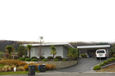 Photo of property in 8 Kircher Place, Arrowtown, 9302