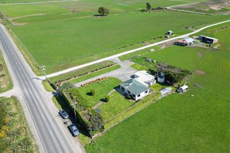 Photo of property in 460 Tiwai Road, Awarua Plains, Invercargill, 9877