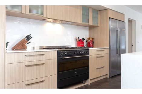 Photo of property in 142 Bower Avenue, New Brighton, Christchurch, 8083