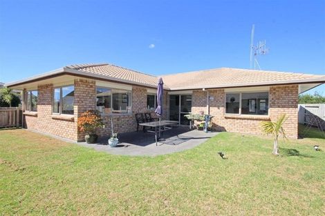 Photo of property in 25 Palm Springs Boulevard, Papamoa Beach, Papamoa, 3118