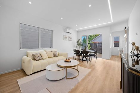 Photo of property in 9a Juliet Avenue, Howick, Auckland, 2014