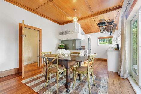 Photo of property in 11 Young Street, Claudelands, Hamilton, 3214