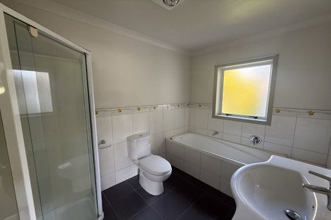 Photo of property in 111a Triangle Road, Massey, Auckland, 0614