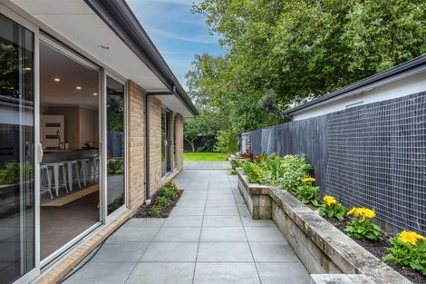 Photo of property in 30 Annex Road, Hillmorton, Christchurch, 8024