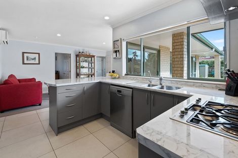 Photo of property in 11 Chatsfield Place, Te Kamo, Whangarei, 0112