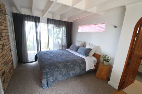 Photo of property in 67 Rosecamp Road, Beach Haven, Auckland, 0626