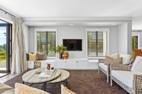 Photo of property in 57 Milano Boulevard, Karaka, Papakura, 2113