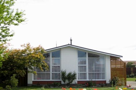 Photo of property in 19 Rathlin Street, Redwood, Christchurch, 8051