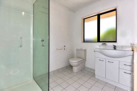 Photo of property in 5 Villa Grove, Ilam, Christchurch, 8041