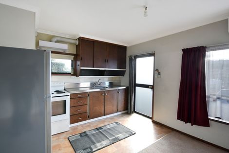 Photo of property in 124 Main Road South, Green Island, Dunedin, 9018