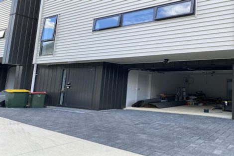 Photo of property in 32d Potter Avenue, Northcote, Auckland, 0627