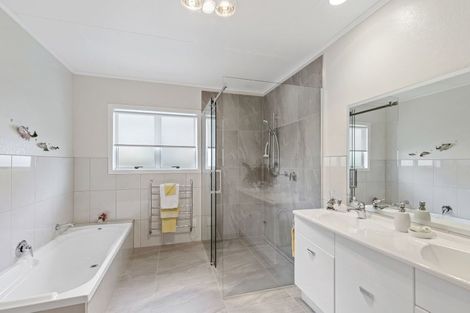 Photo of property in 12 Spencer Street, Te Aroha, 3320