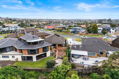 Photo of property in 9 Renoir Street, West Harbour, Auckland, 0618