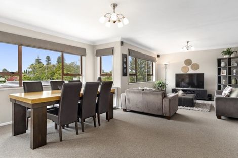 Photo of property in 33 Glenn Terrace, Otumoetai, Tauranga, 3110