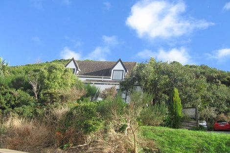 Photo of property in 125 Maungaraki Road, Korokoro, Lower Hutt, 5012