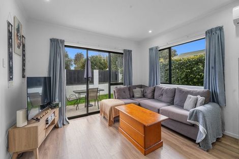 Photo of property in 4/5 Camden Place, Pukete, Hamilton, 3200