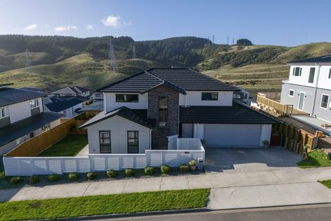 Photo of property in 150 Amesbury Drive, Churton Park, Wellington, 6037