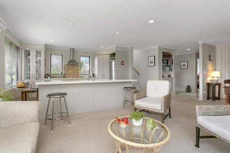 Photo of property in 1 Shaw Street, Leamington, Cambridge, 3432