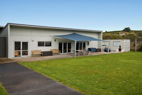 Photo of property in 303 Big Bay Road, Manukau Heads, Waiuku, 2684