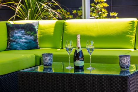 Photo of property in 35 Tohora View, Waihi Beach, 3611