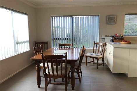 Photo of property in 34 Roskilda Crescent, Taradale, Napier, 4112
