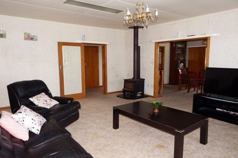 Photo of property in 26 Pukepapa Road, Marton, 4710