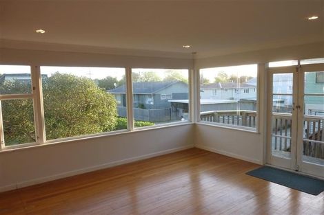 Photo of property in 3/17 Ribblesdale Road, Henderson, Auckland, 0612