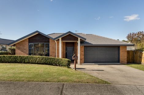 Photo of property in 45 Oteki Park Drive, Welcome Bay, Tauranga, 3112