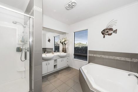 Photo of property in 4 Gavin Heights, Rototuna, Hamilton, 3210