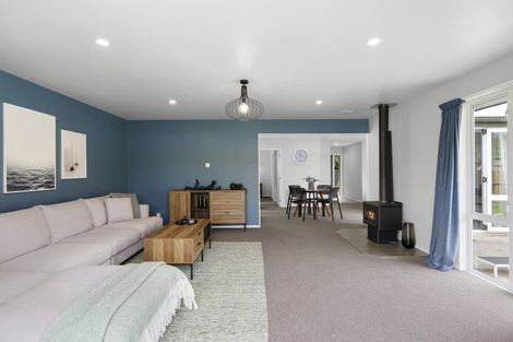 Photo of property in 15 Cross Street, Coalgate, 7673