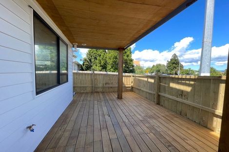 Photo of property in 1/13 Blockhouse Bay Road, Avondale, Auckland, 1026