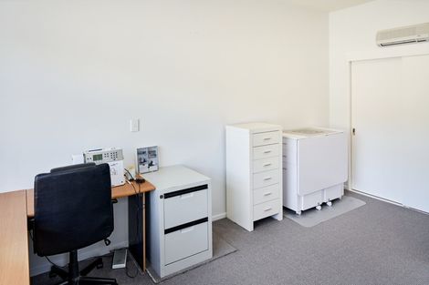 Photo of property in 57a Albatross Close, Whitby, Porirua, 5024