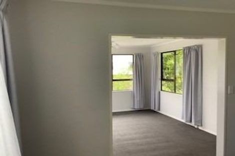 Photo of property in 42 Viewmont Drive, Harbour View, Lower Hutt, 5010