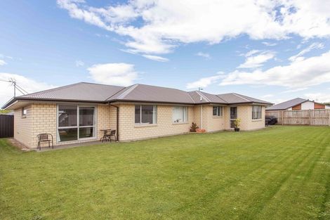 Photo of property in 23 Luxembourg Crescent, Halswell, Christchurch, 8025