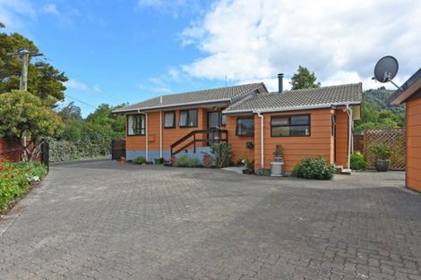 Photo of property in 36 Riverbank Street, Ebdentown, Upper Hutt, 5018