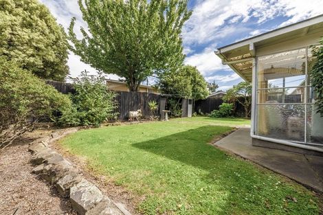 Photo of property in 281 Avonhead Road, Avonhead, Christchurch, 8042