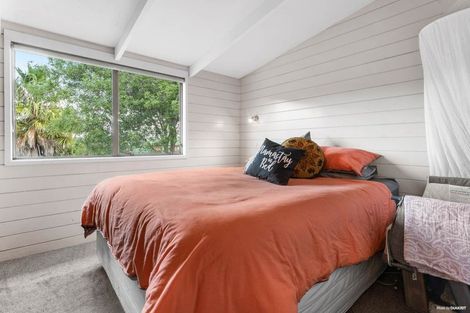 Photo of property in 17 Hoylake Place, Wattle Downs, Auckland, 2103