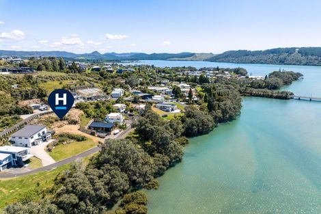 Photo of property in 6/135 Waireka Place, Whangamata, 3620