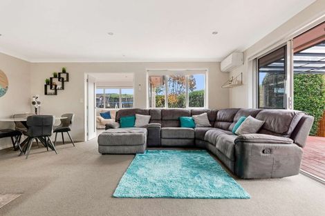 Photo of property in 1 Puketi Lane, Waiuku, 2123