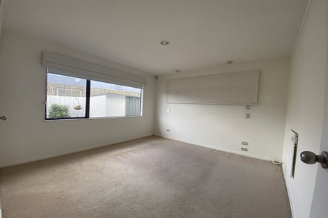 Photo of property in 2/90 Nile Road, Milford, Auckland, 0620