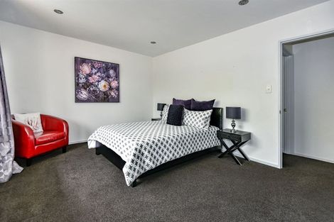 Photo of property in 50 Radiata Avenue, Parklands, Christchurch, 8083