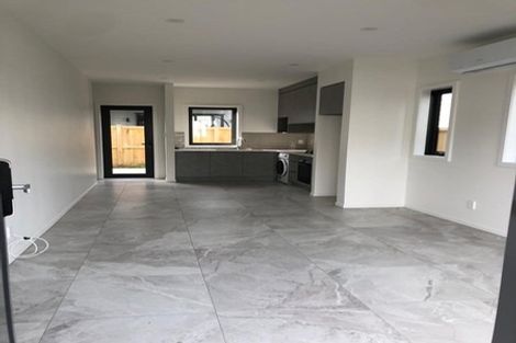 Photo of property in 18 Bei Road, Papakura, 2110