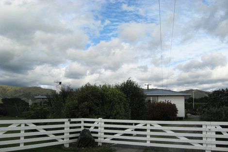 Photo of property in 32 East Road, Shannon, 4821