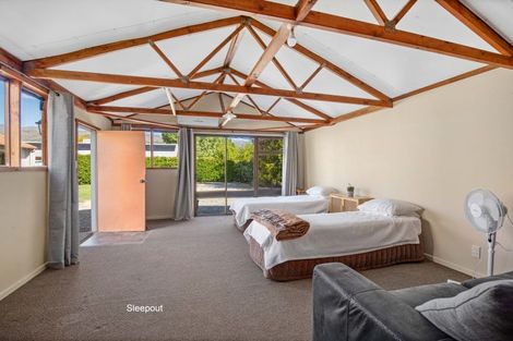 Photo of property in 27 Pisa Moorings Road, Mount Pisa, Cromwell, 9383