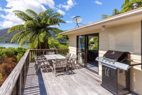 Photo of property in 20 Tirimoana Terrace, Anakiwa, Linkwater, 7281