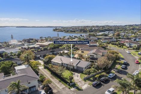 Photo of property in 11 Fielding Crescent, Farm Cove, Auckland, 2012