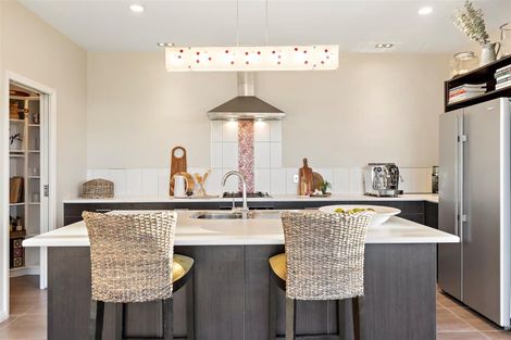 Photo of property in 135b Hutchinson Road, Helensville, 0875