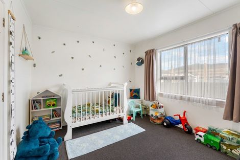 Photo of property in 13 Donnelley Drive, Wainuiomata, Lower Hutt, 5014